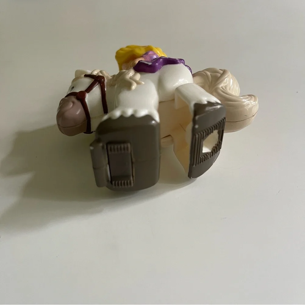 Fisher-Price Little People Klip Klop Rapunzel